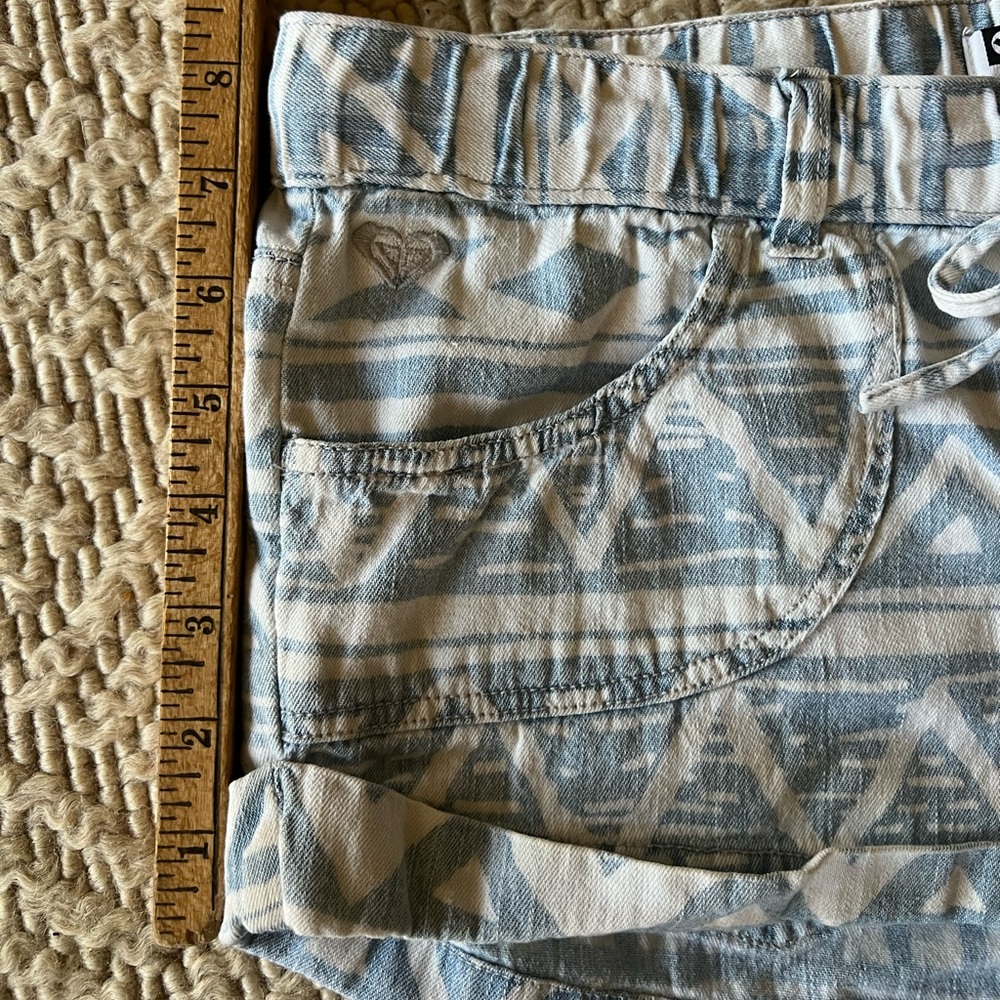 Roxy Tribal Drawstring Denim Shorts - M - Picture 4 of 9